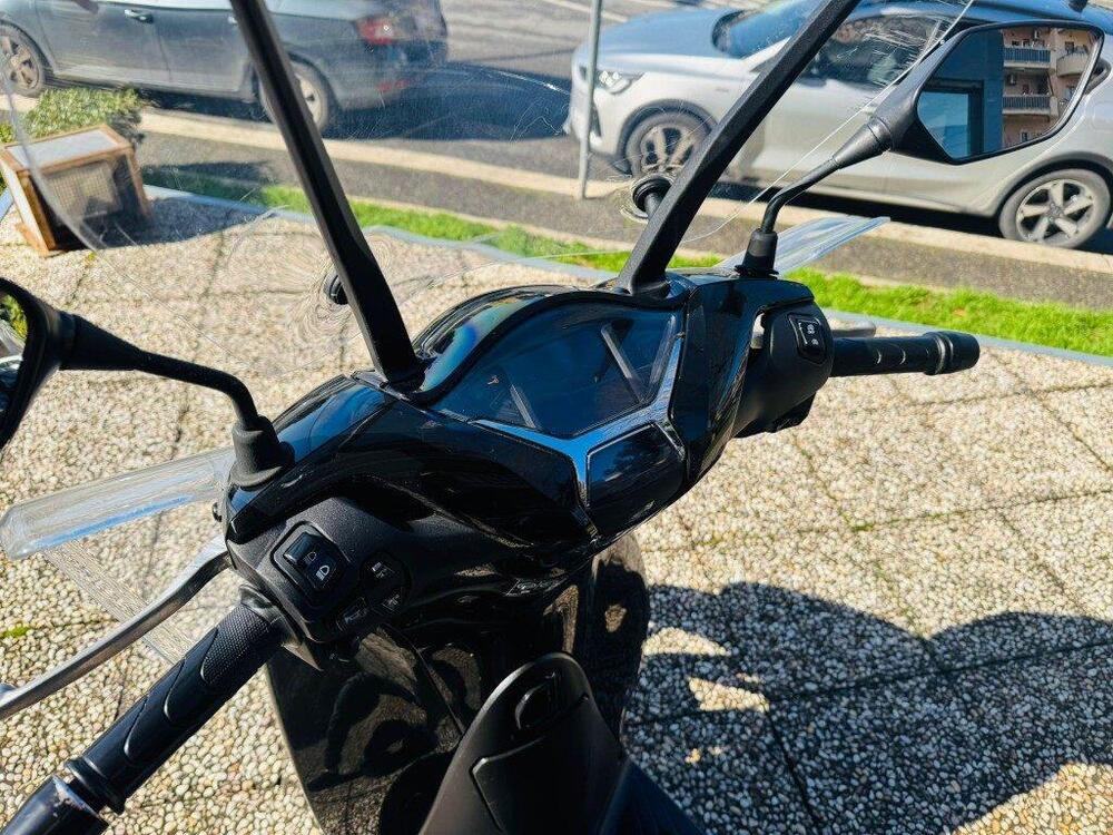 Honda SH 150i (2024 - 25) (13)