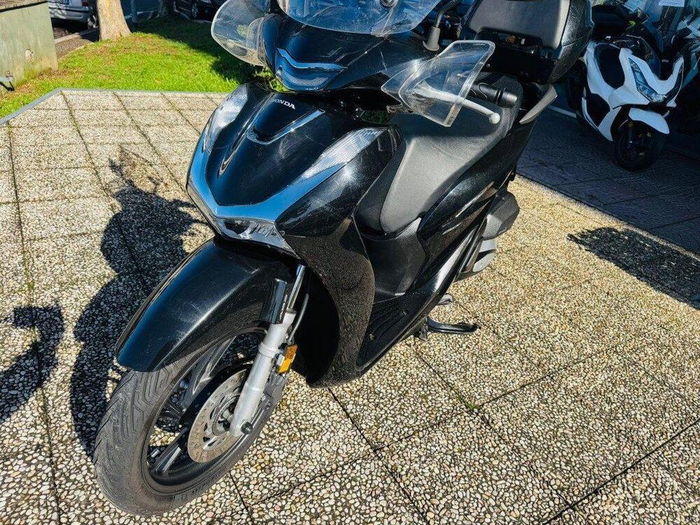 Honda SH 150i (2024 - 25) (12)