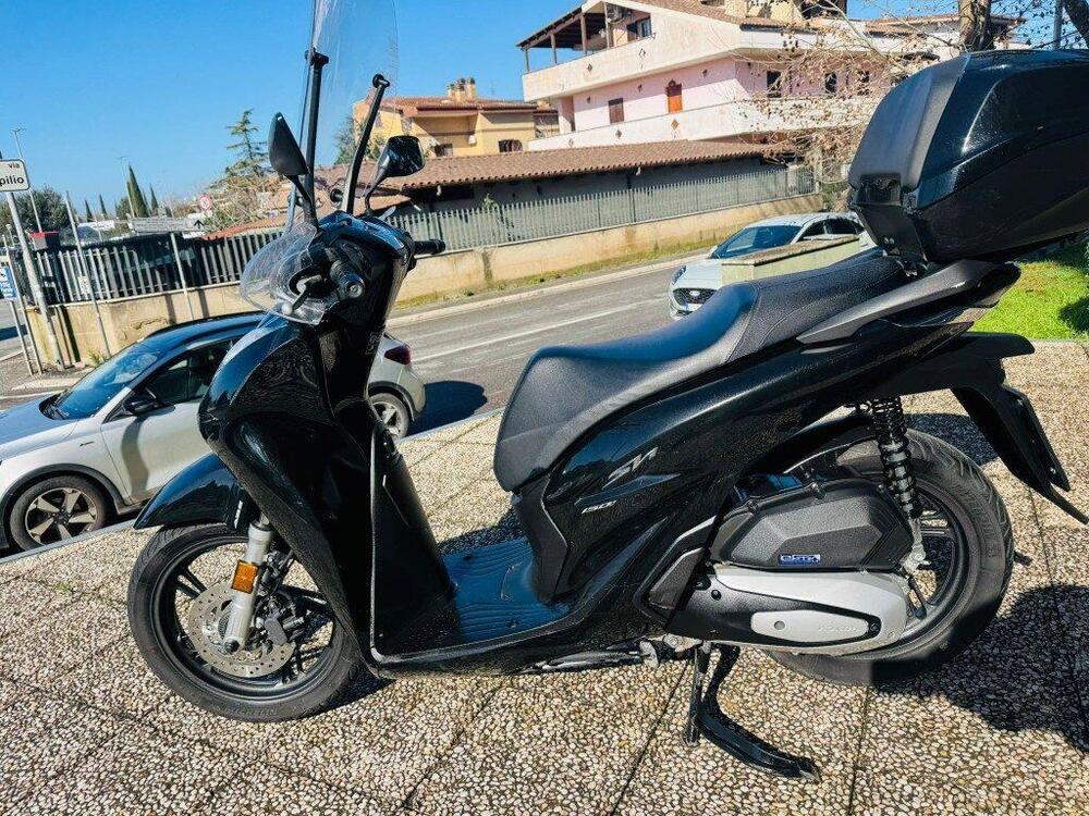 Honda SH 150i (2024 - 25) (6)