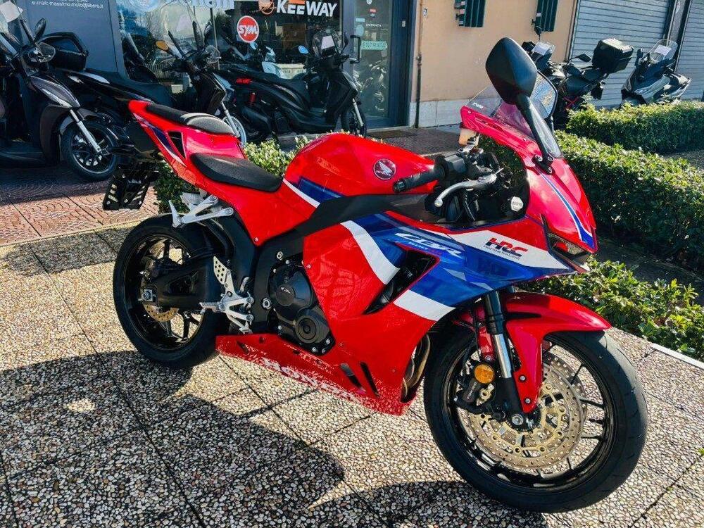 Honda CBR 600 RR (2024 - 26) (6)