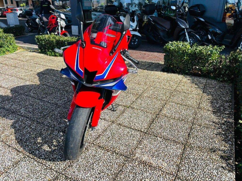 Honda CBR 600 RR (2024 - 26) (3)