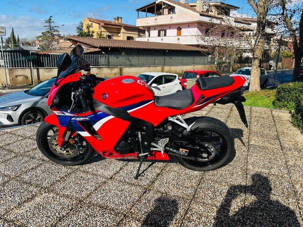 Honda CBR 600 RR (2024 - 26) (8)