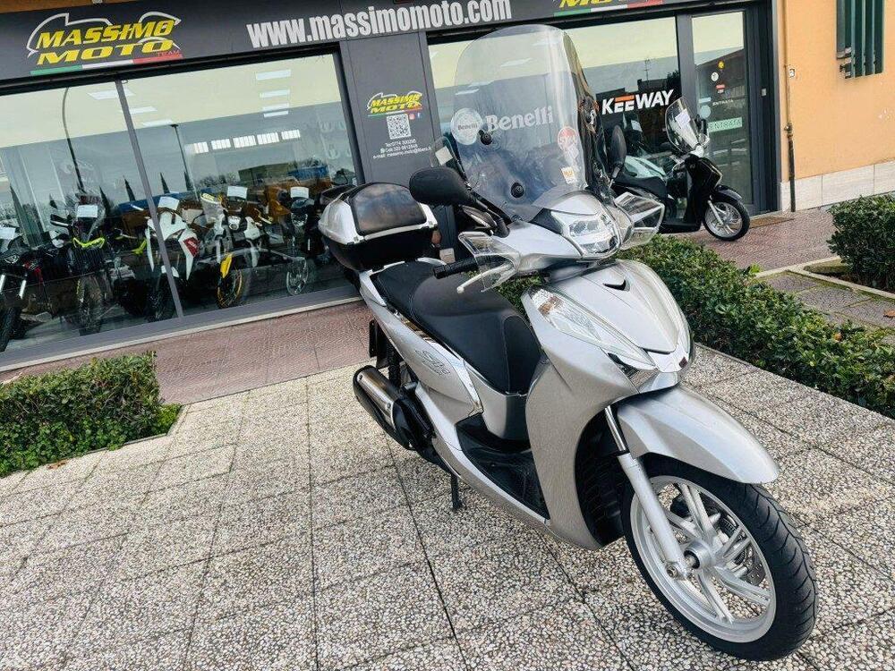 Honda SH 300 i ABS (2016 - 20) (7)