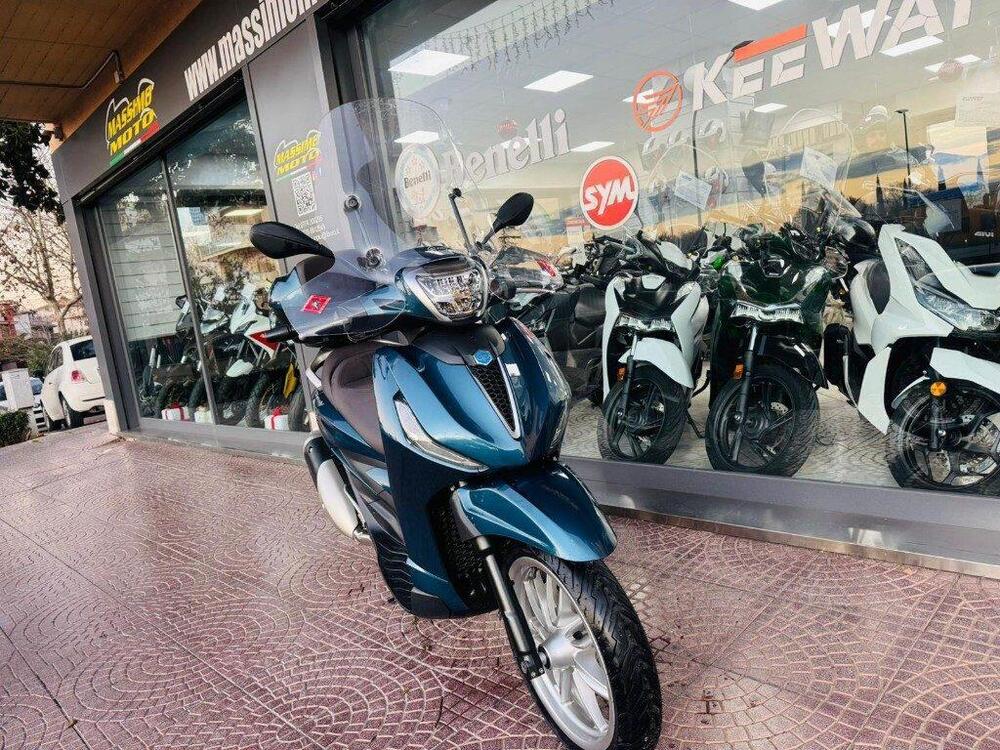 Piaggio Beverly 300 Hpe (2021) (14)