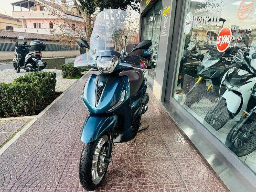 Piaggio Beverly 300 Hpe (2021) (11)