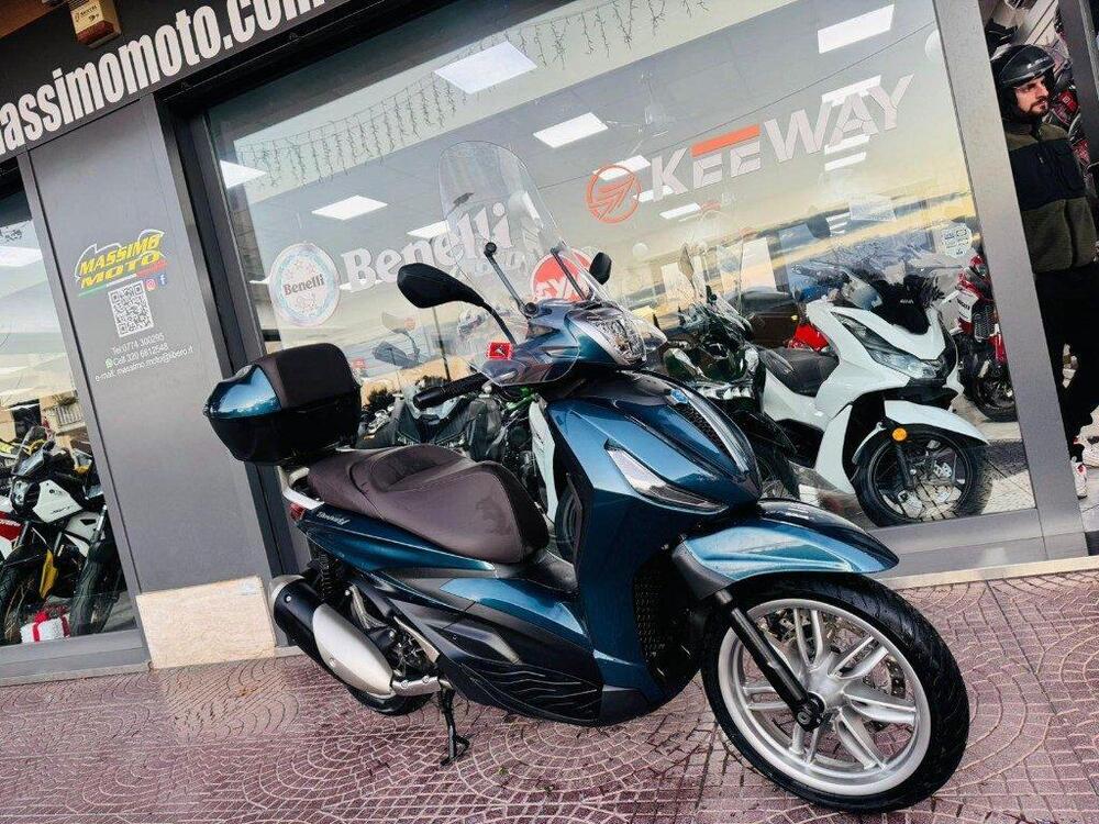 Piaggio Beverly 300 Hpe (2021) (12)