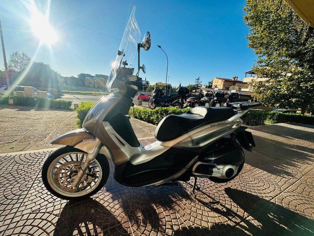 Piaggio Beverly 300 i.e. (2010 - 16) (7)