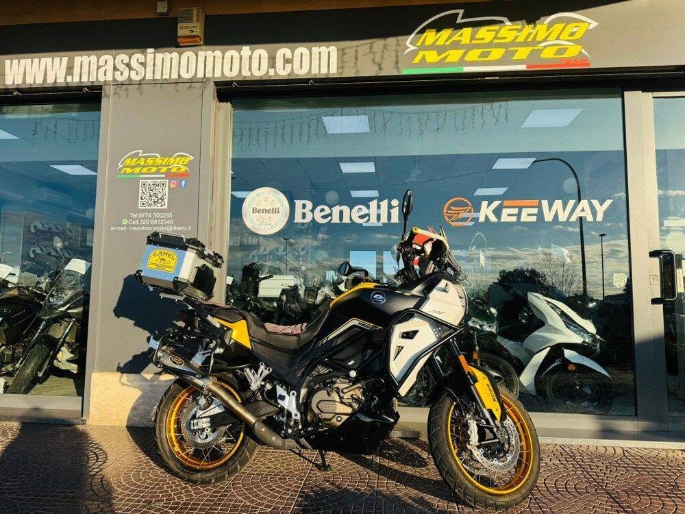 QJ Motor SVT 650 X (2024) (9)