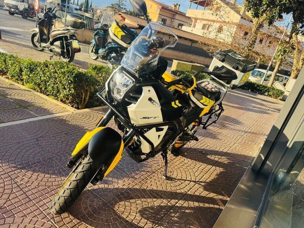 QJ Motor SVT 650 X (2024) (7)