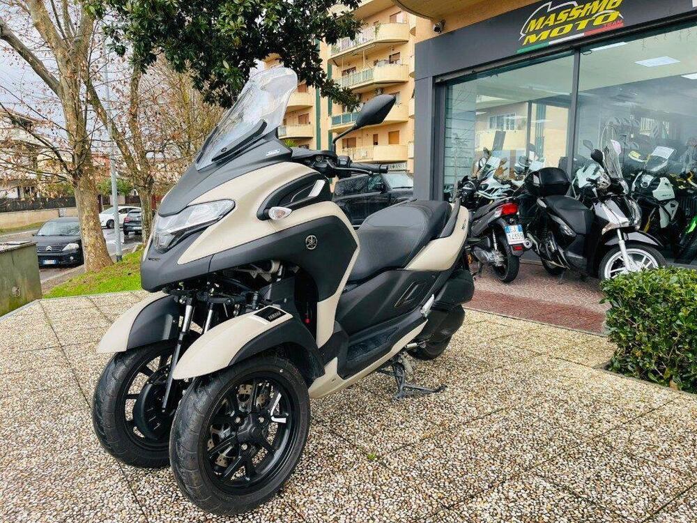 Yamaha Tricity 300 (2021 - 24) (8)