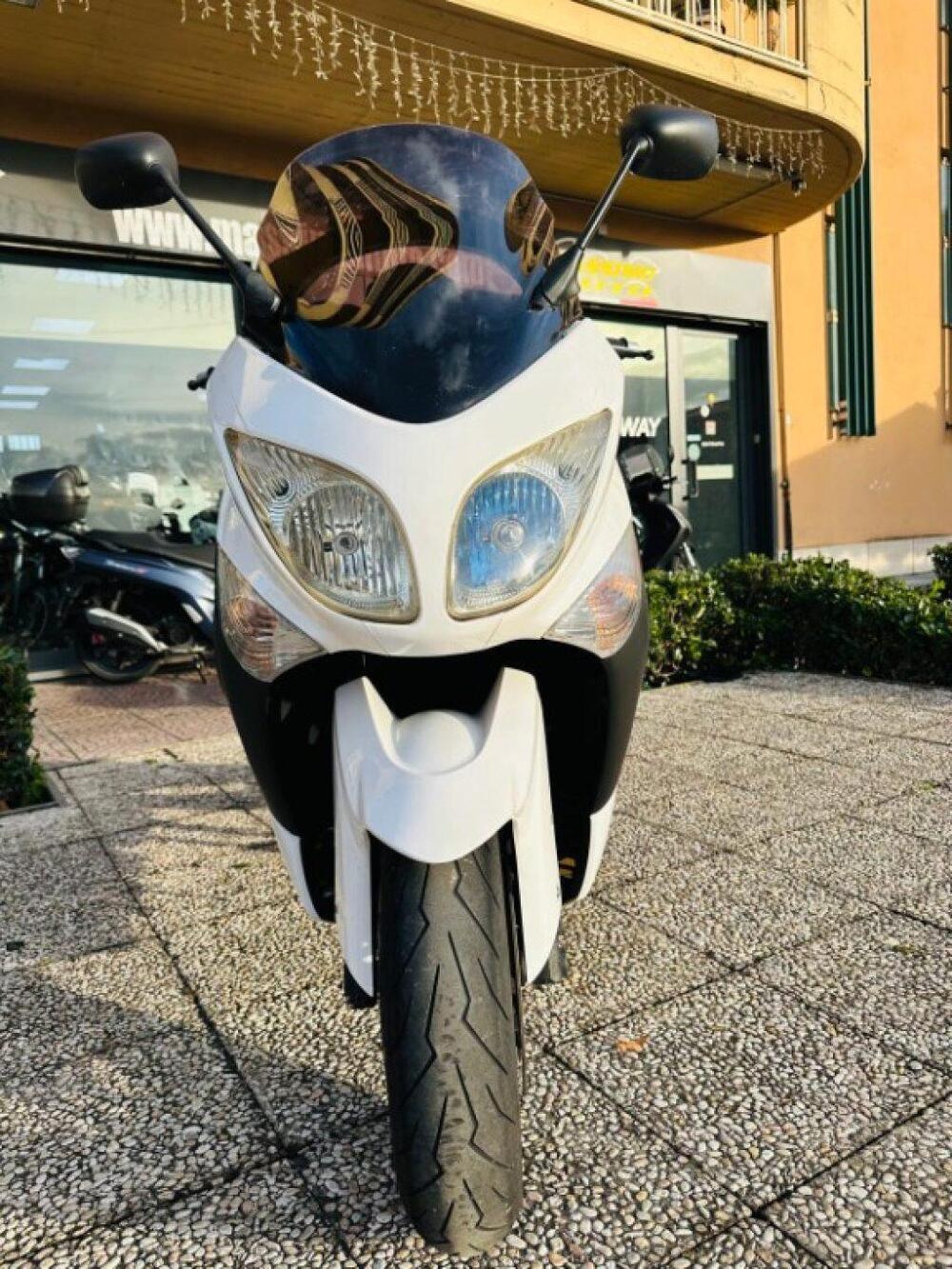 Yamaha T-Max 500 White Max (2010 - 11) (4)