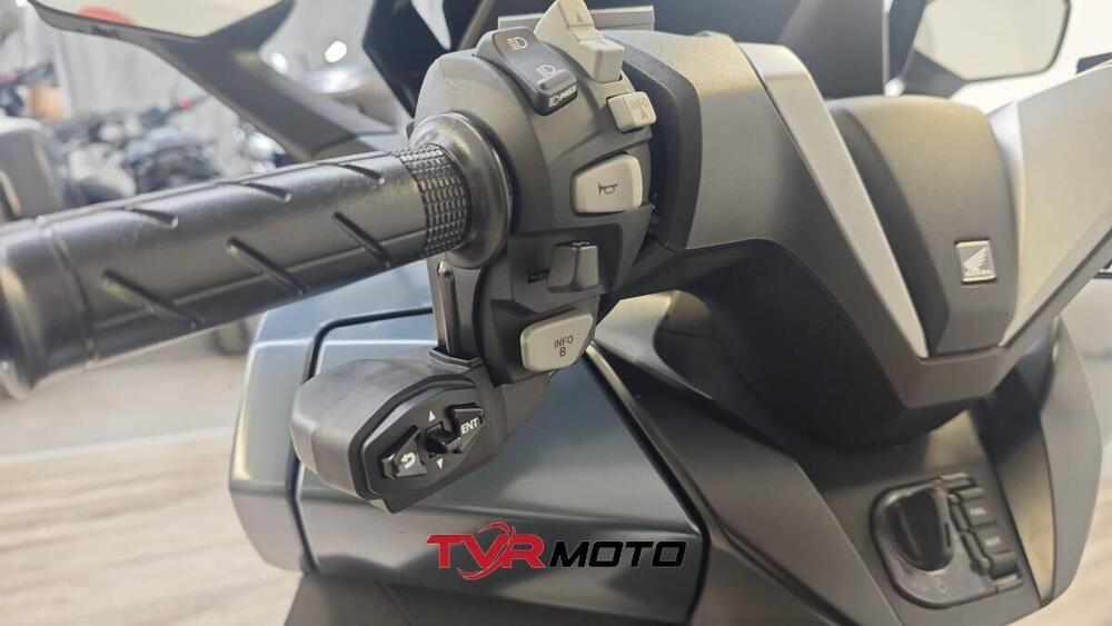 Honda Forza 350 (2022 - 24) (8)