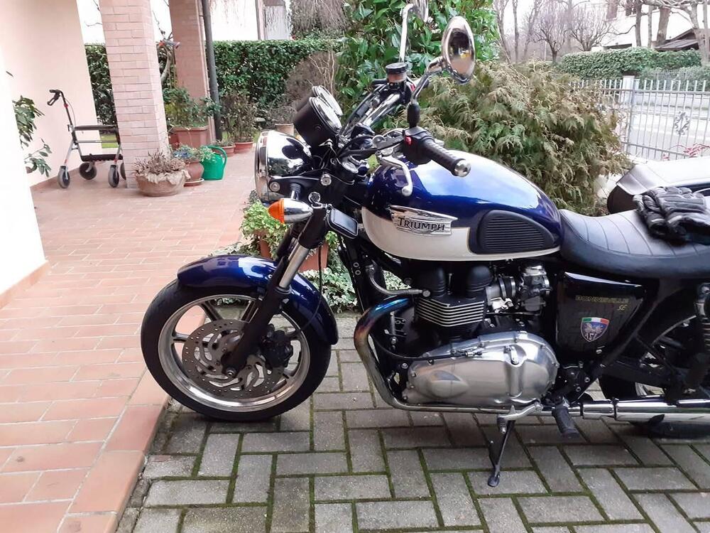 Triumph Bonneville SE (2009 - 13) (4)