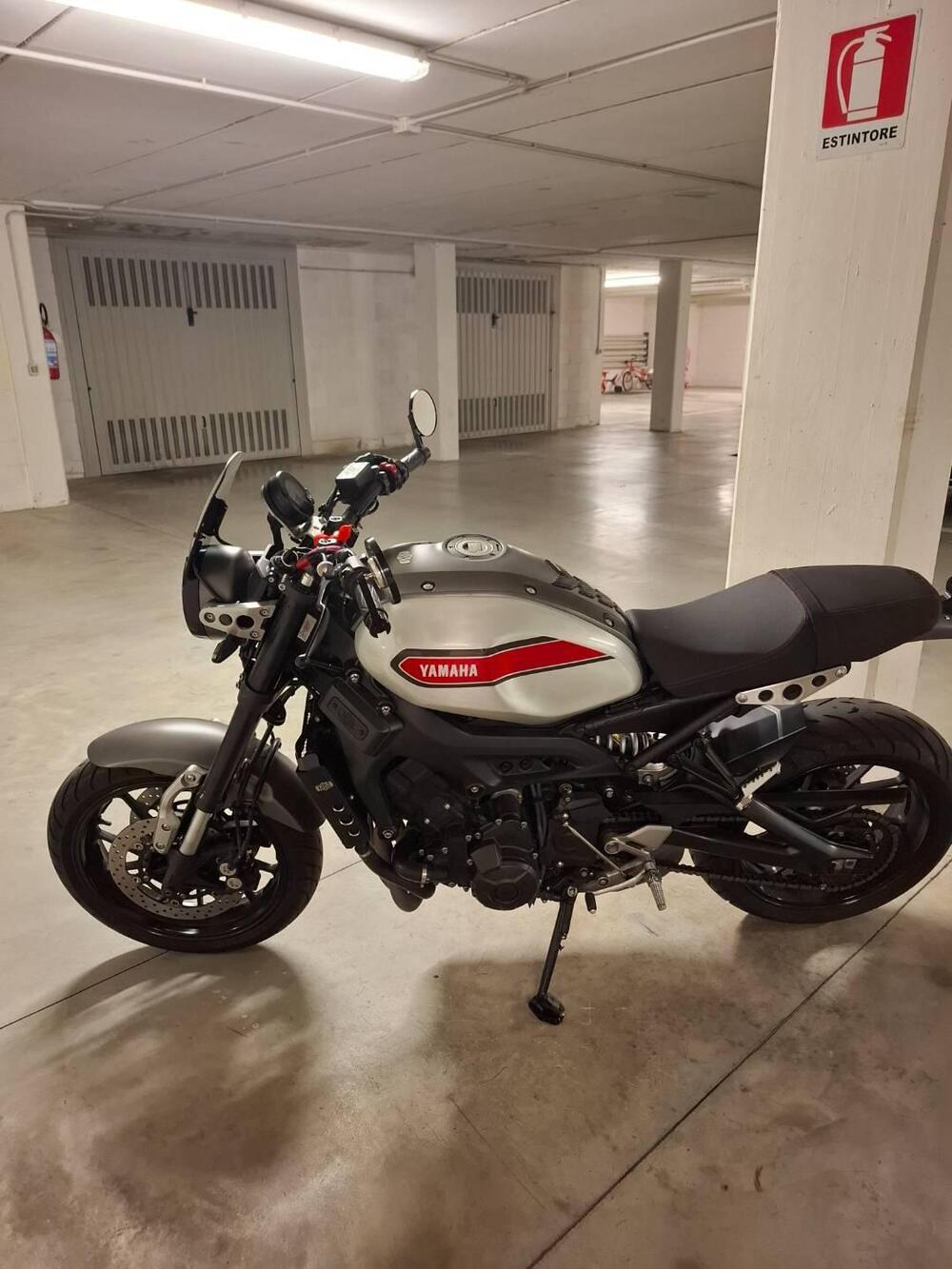 Yamaha XSR 900 ABS (2016 - 20) (2)