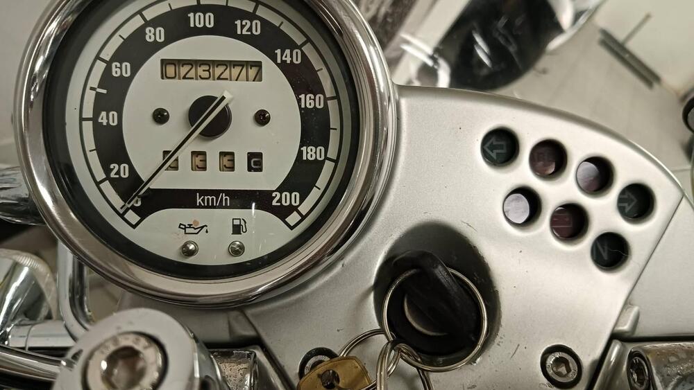 Bmw R 1200 C Classic (4)