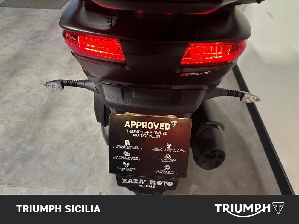 Piaggio Mp3 350 ie ABS (2020) (13)