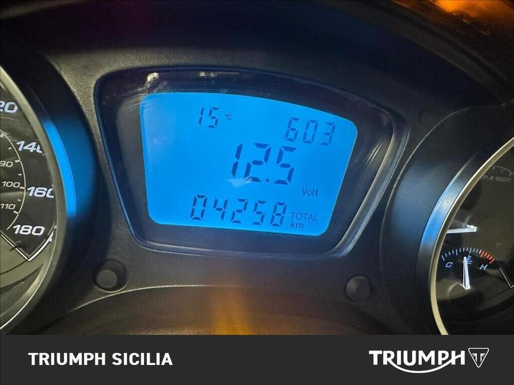 Piaggio Mp3 350 ie ABS (2020) (11)