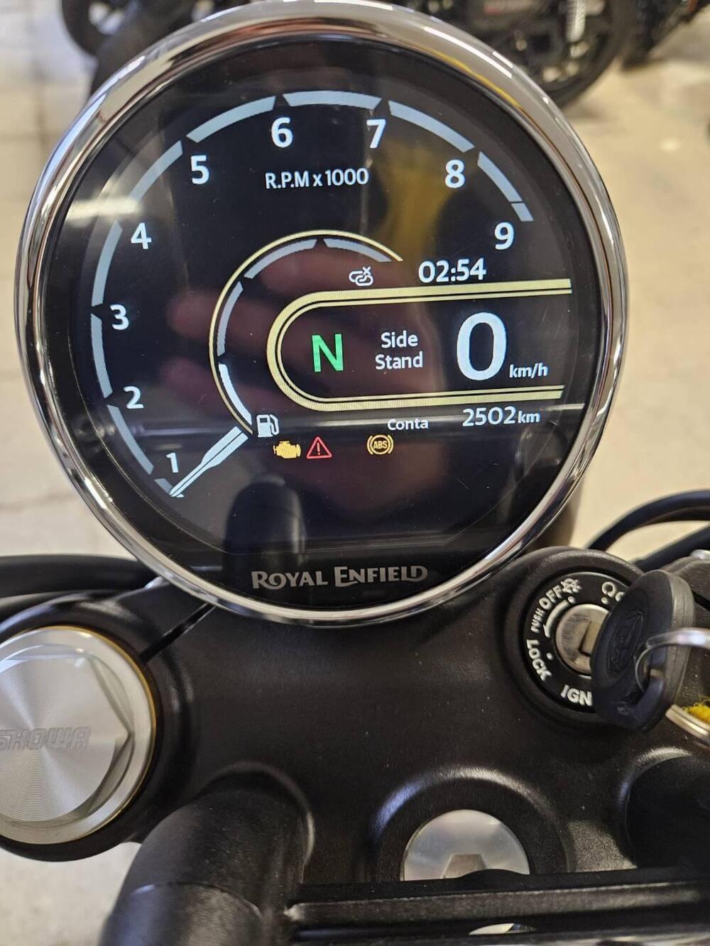 Royal Enfield Bear 650 (2025 - 26) (2)