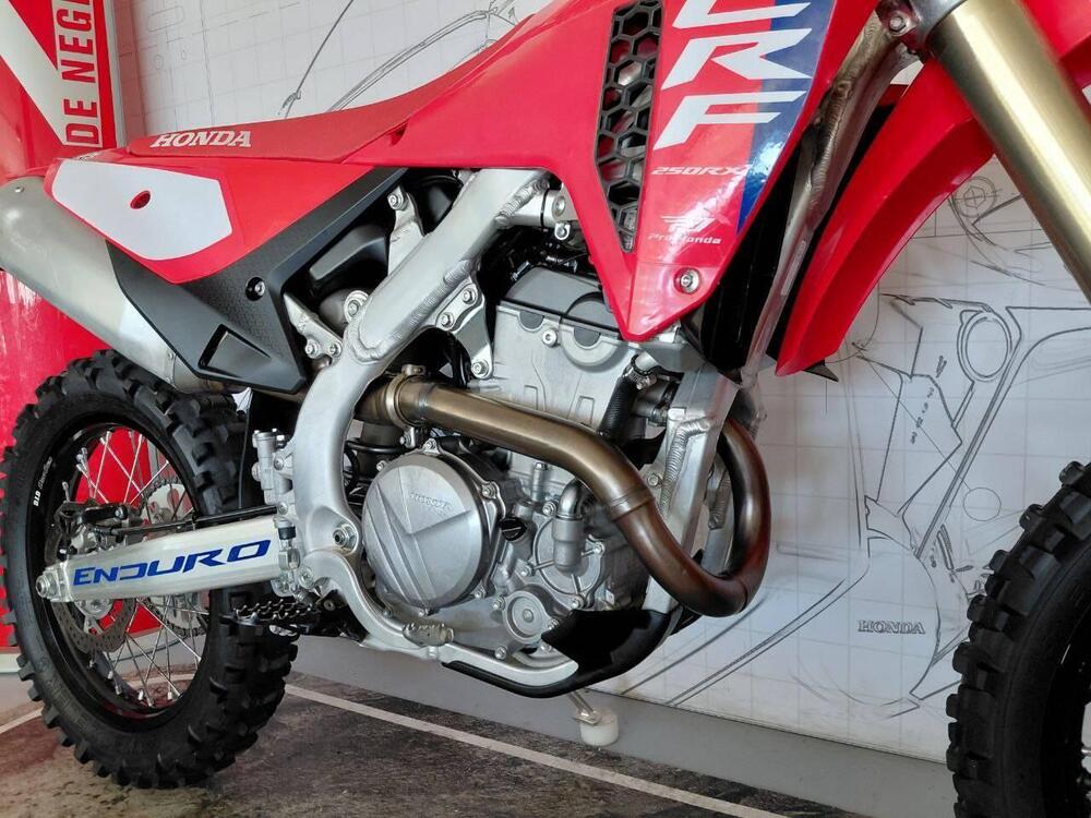 Honda CRF 250 RX Enduro (2025) (5)