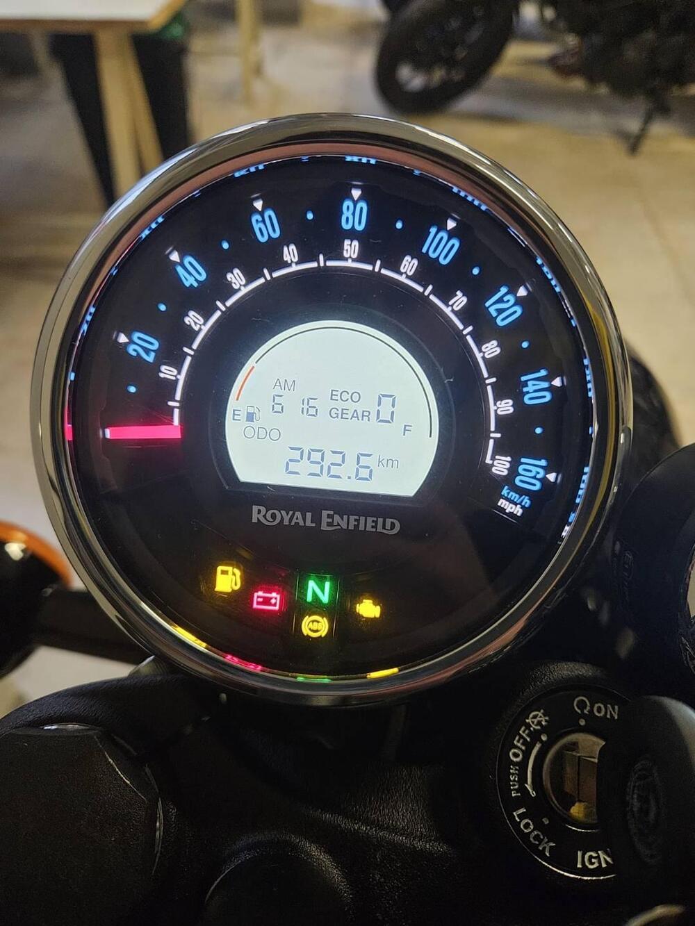 Royal Enfield Meteor 350 (2021 - 26) (3)