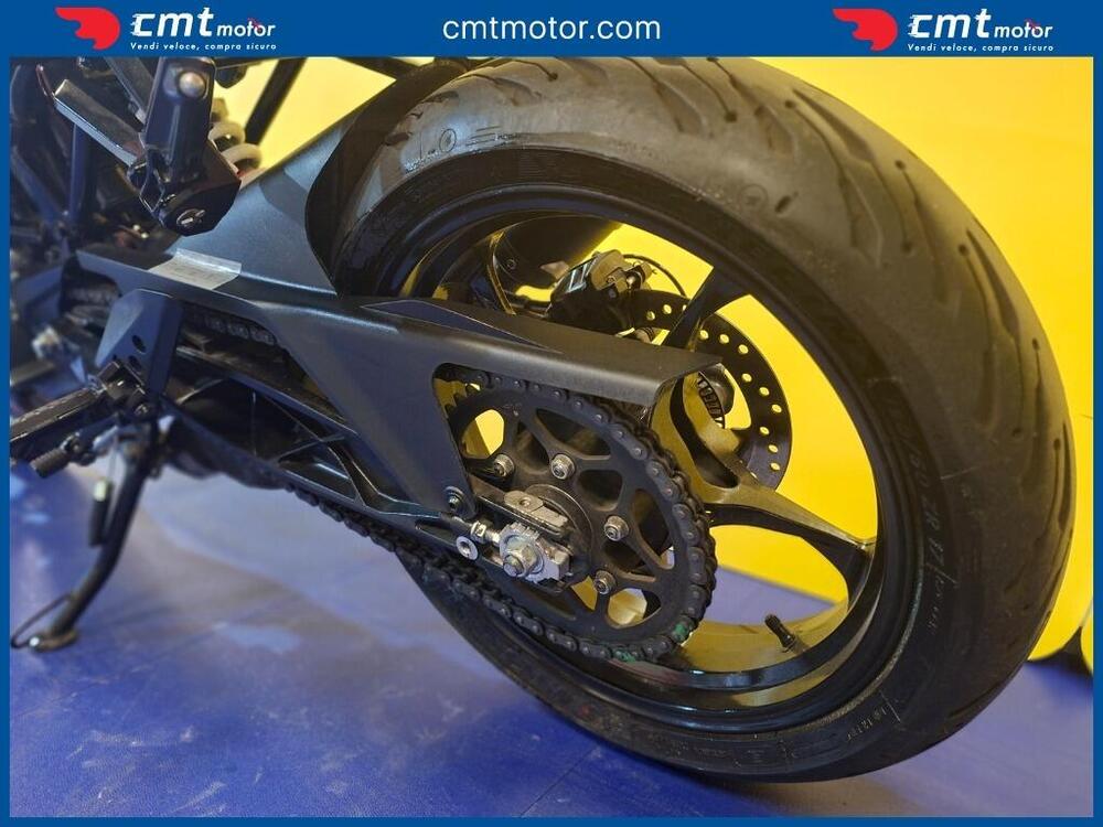 KTM RC 125 (2022 - 26) (11)