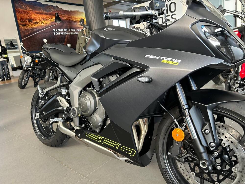 Triumph Daytona 660 (2024 - 26) (5)
