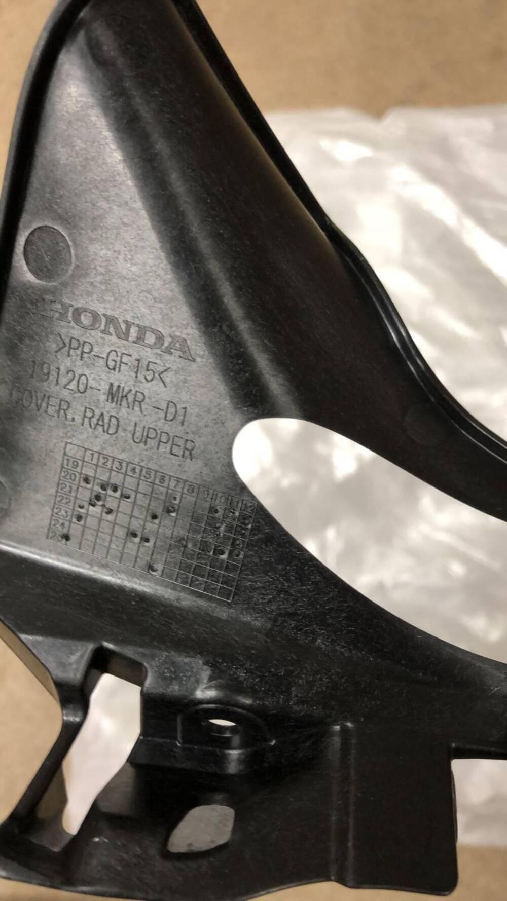 COPERCHIO RADIATORE LIQUIDO DI RAFFREDDAMENTO PER Honda (2)