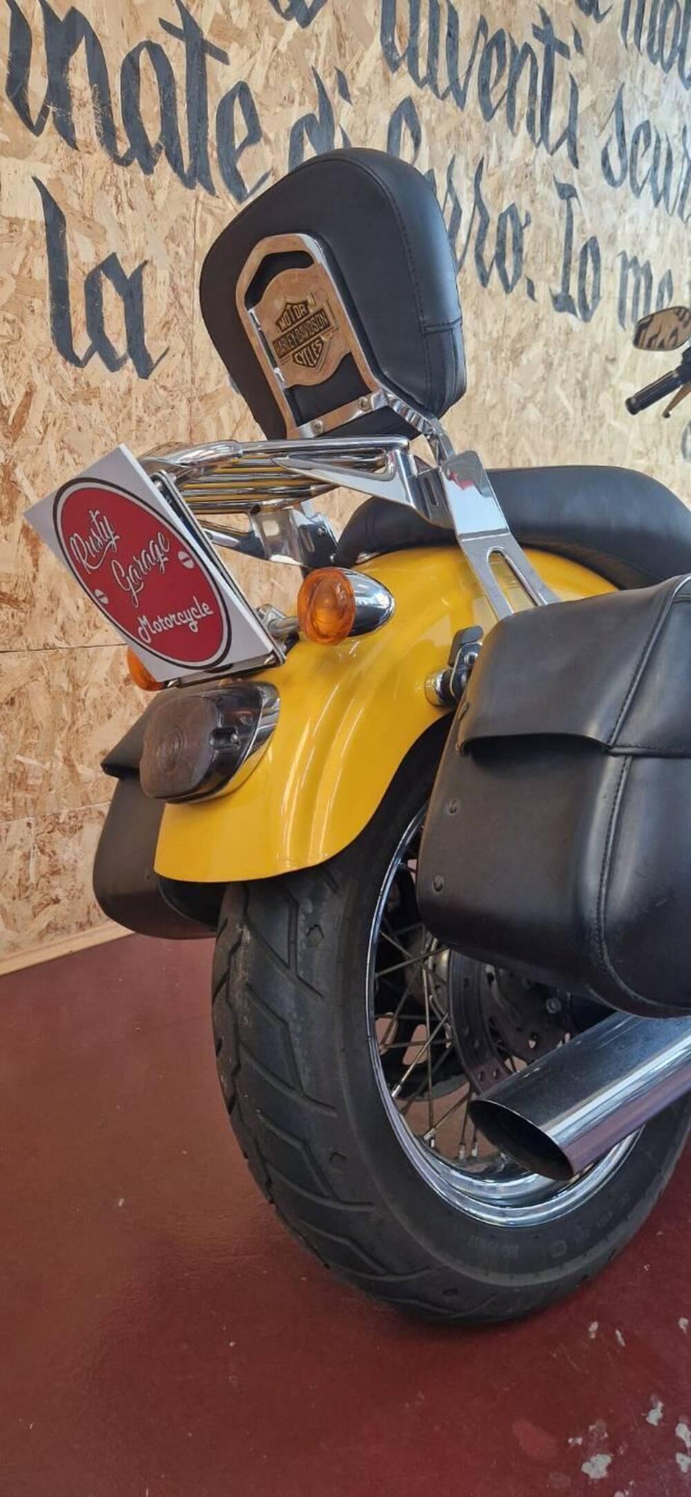 Harley-Davidson 1584 Super Glide Custom (2008 - 13) - FXDC (2)