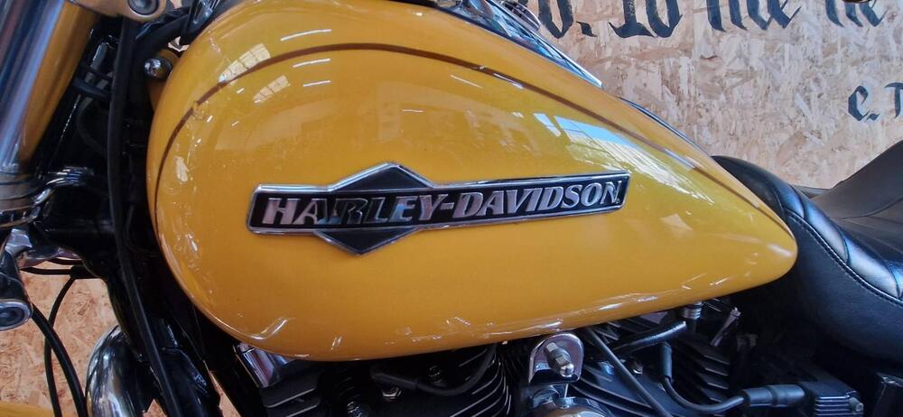 Harley-Davidson 1584 Super Glide Custom (2008 - 13) - FXDC (18)