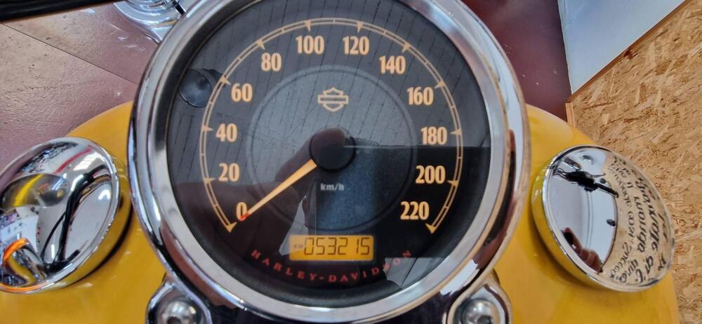 Harley-Davidson 1584 Super Glide Custom (2008 - 13) - FXDC (19)