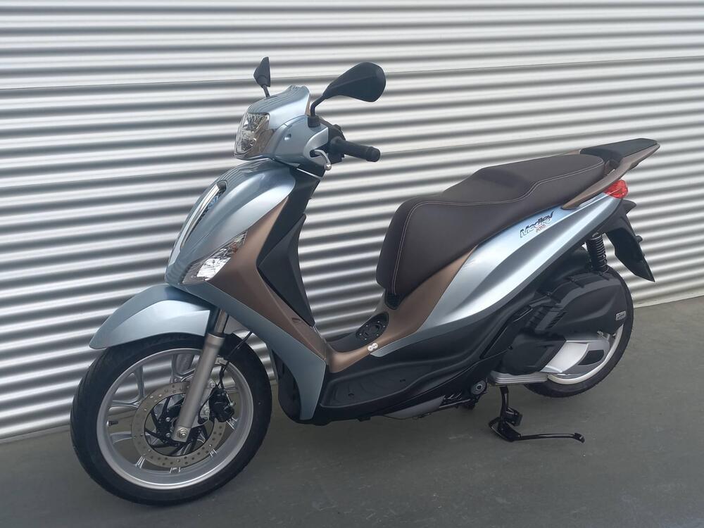 Piaggio Medley 150 ABS (2021 - 25) (3)