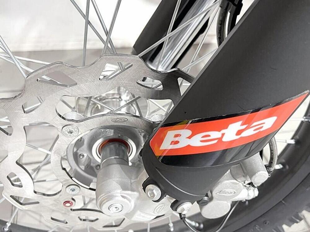 Betamotor RR 125 4T Enduro R (2024 - 26) (4)