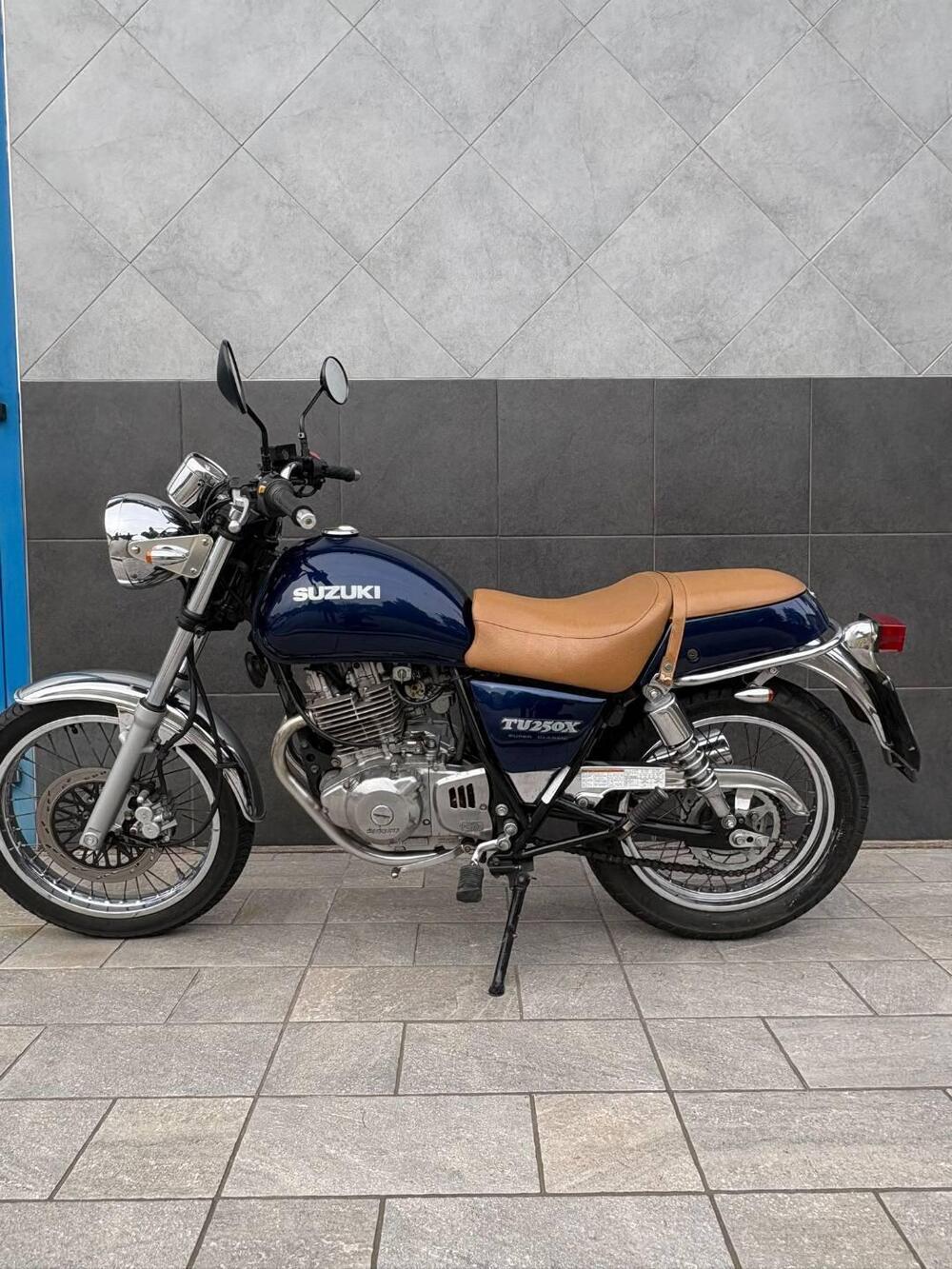 Suzuki TU 250 X (1997 - 03) (7)