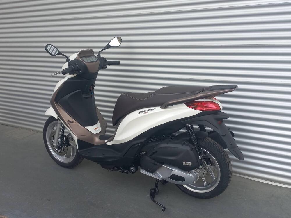Piaggio Medley 150 ABS (2021 - 25) (6)