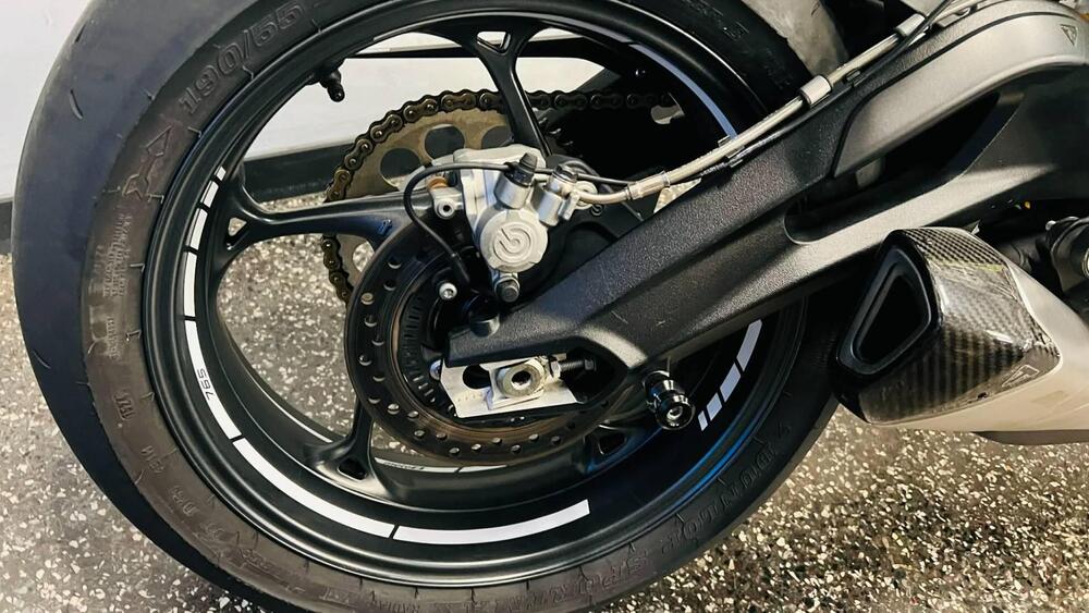 Triumph Street Triple 765 Moto2 Edition (2023 - 24) (4)