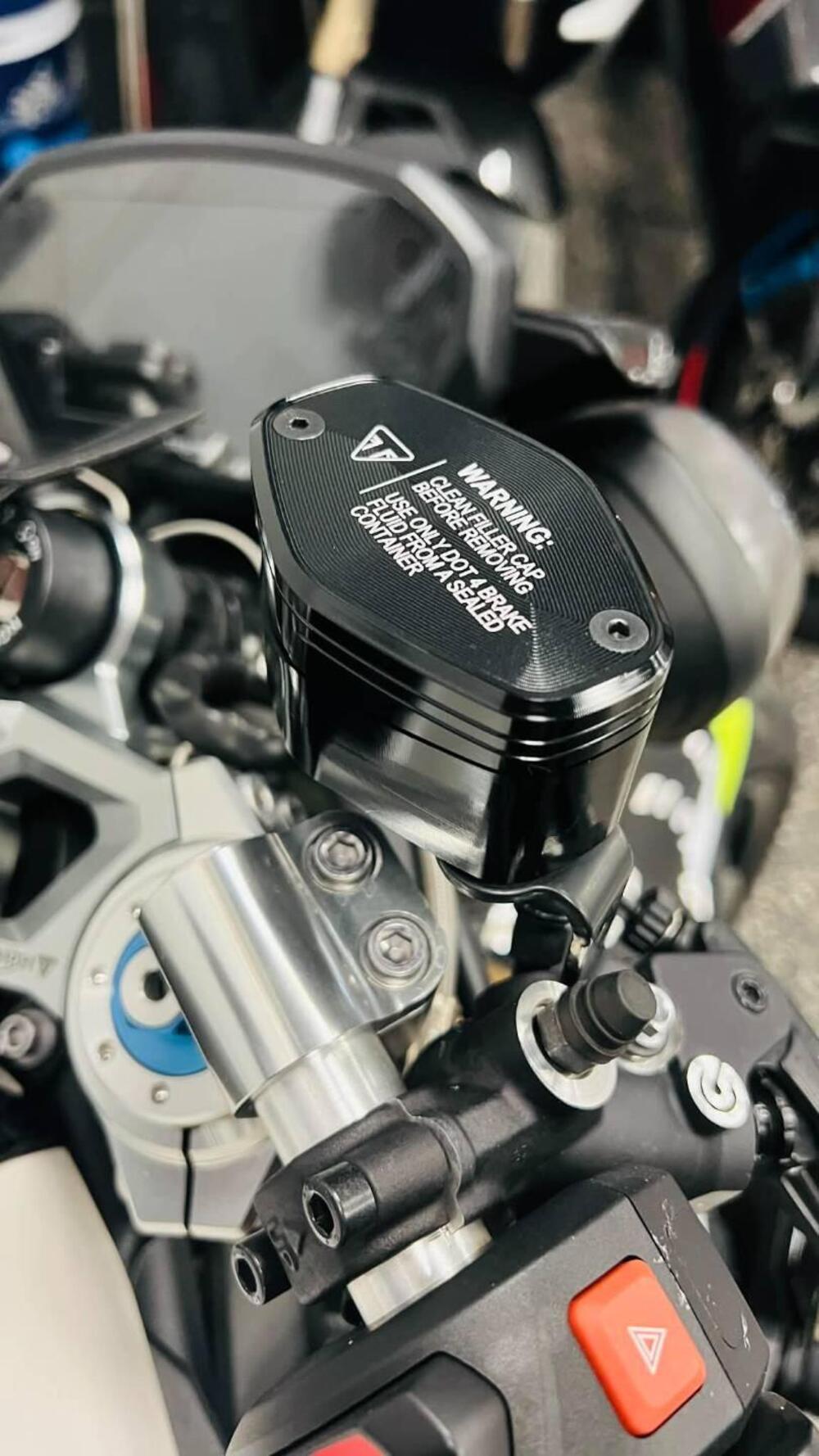 Triumph Street Triple 765 Moto2 Edition (2023 - 24) (5)