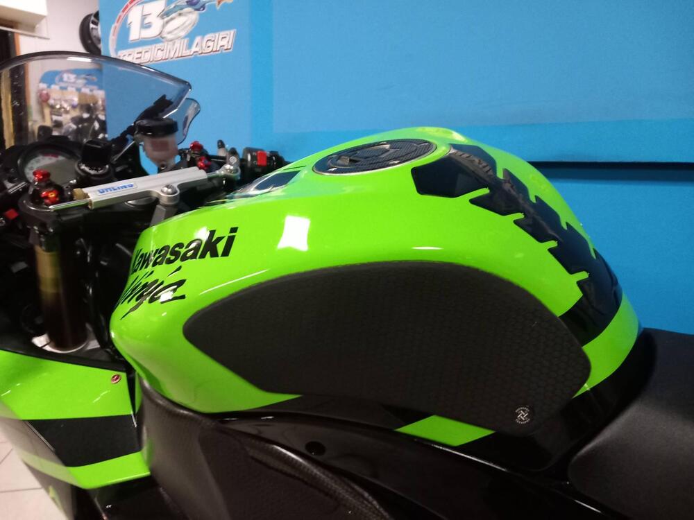 Kawasaki Ninja 1000 ZX-10R (2010 - 11) (9)