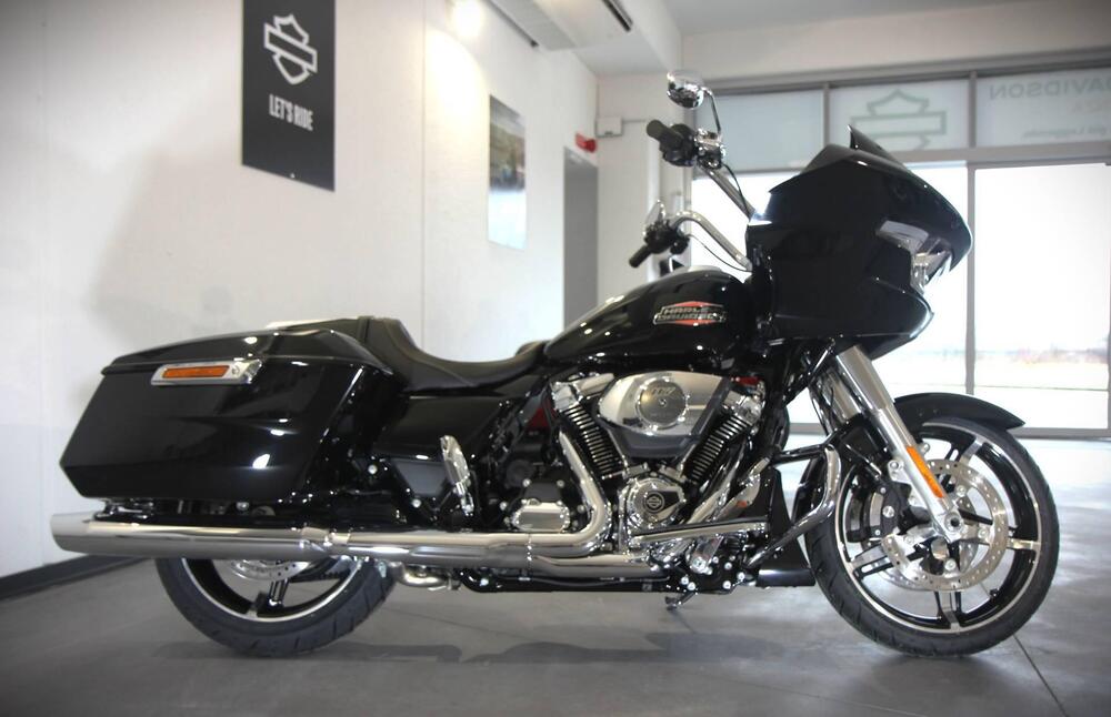 Harley-Davidson Road Glide (2024 - 25) (2)