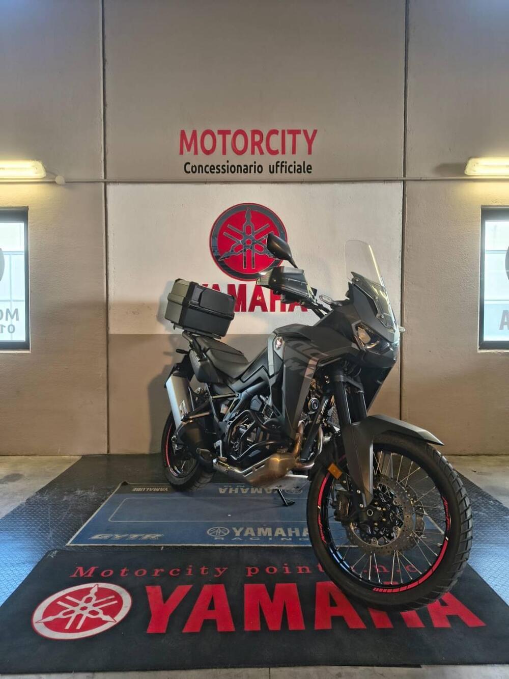 Honda Africa Twin CRF 1100L Urban DCT (2022 - 23) (2)