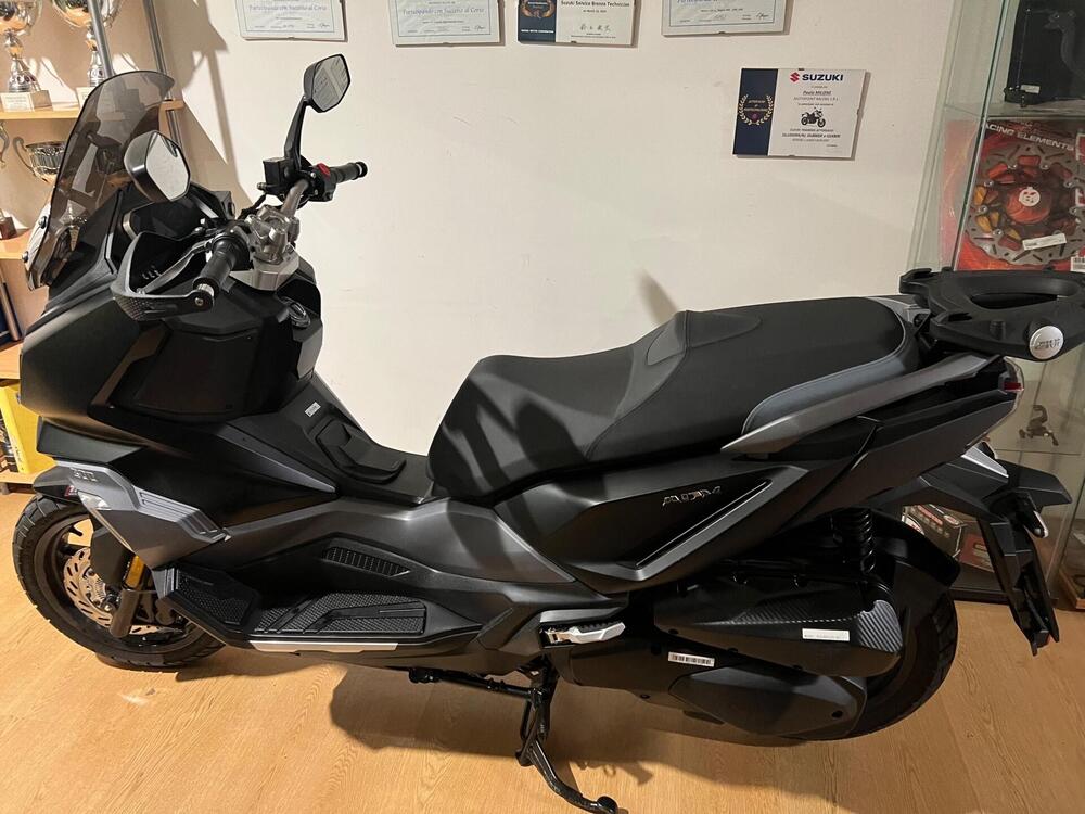 Sym ADX 300 (2024 - 26) (3)