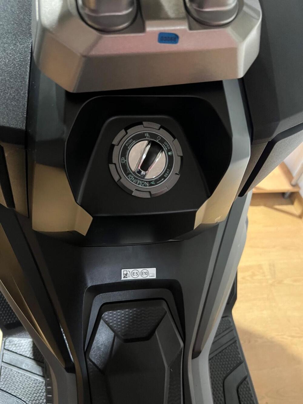 Sym ADX 300 (2024 - 26) (8)