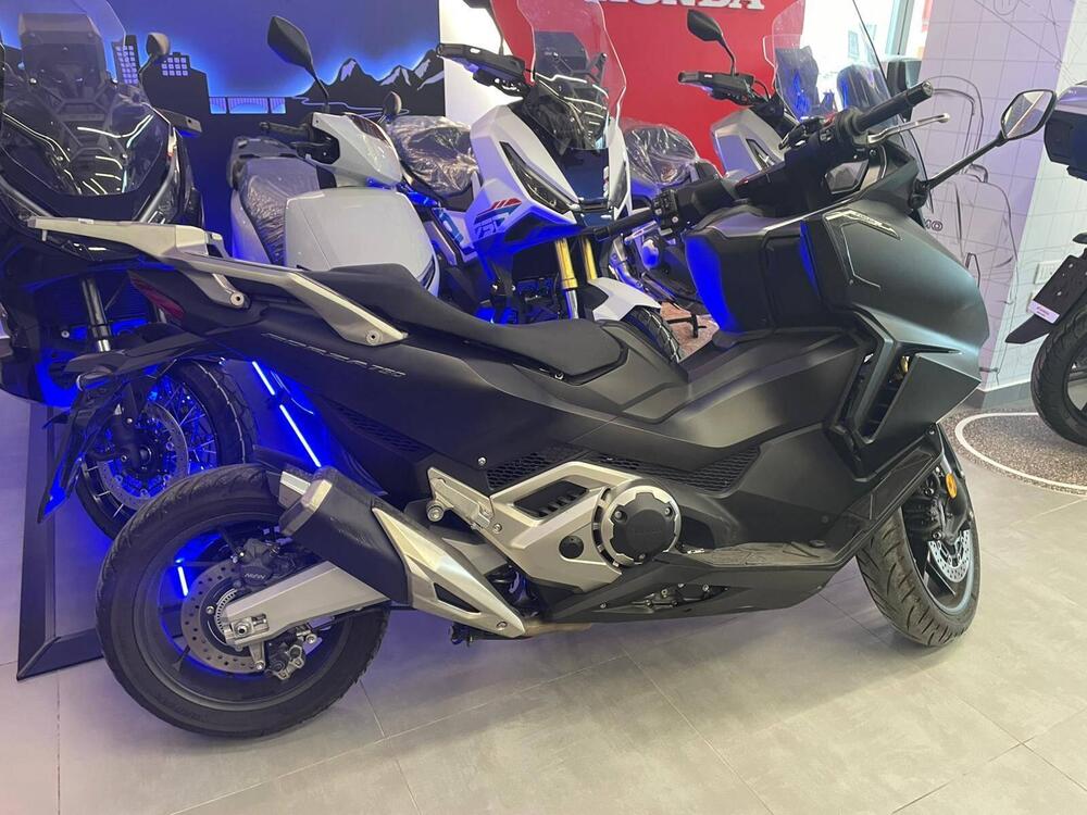 Honda Forza 750 DCT (2021 - 24) (5)