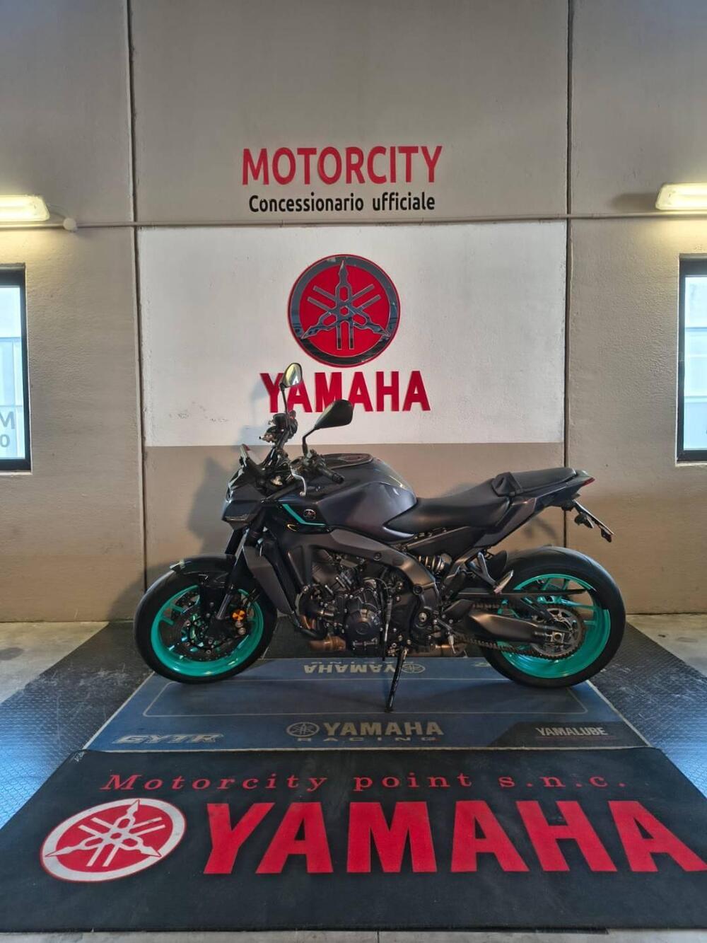 Yamaha MT-09 (2024 - 26) (4)