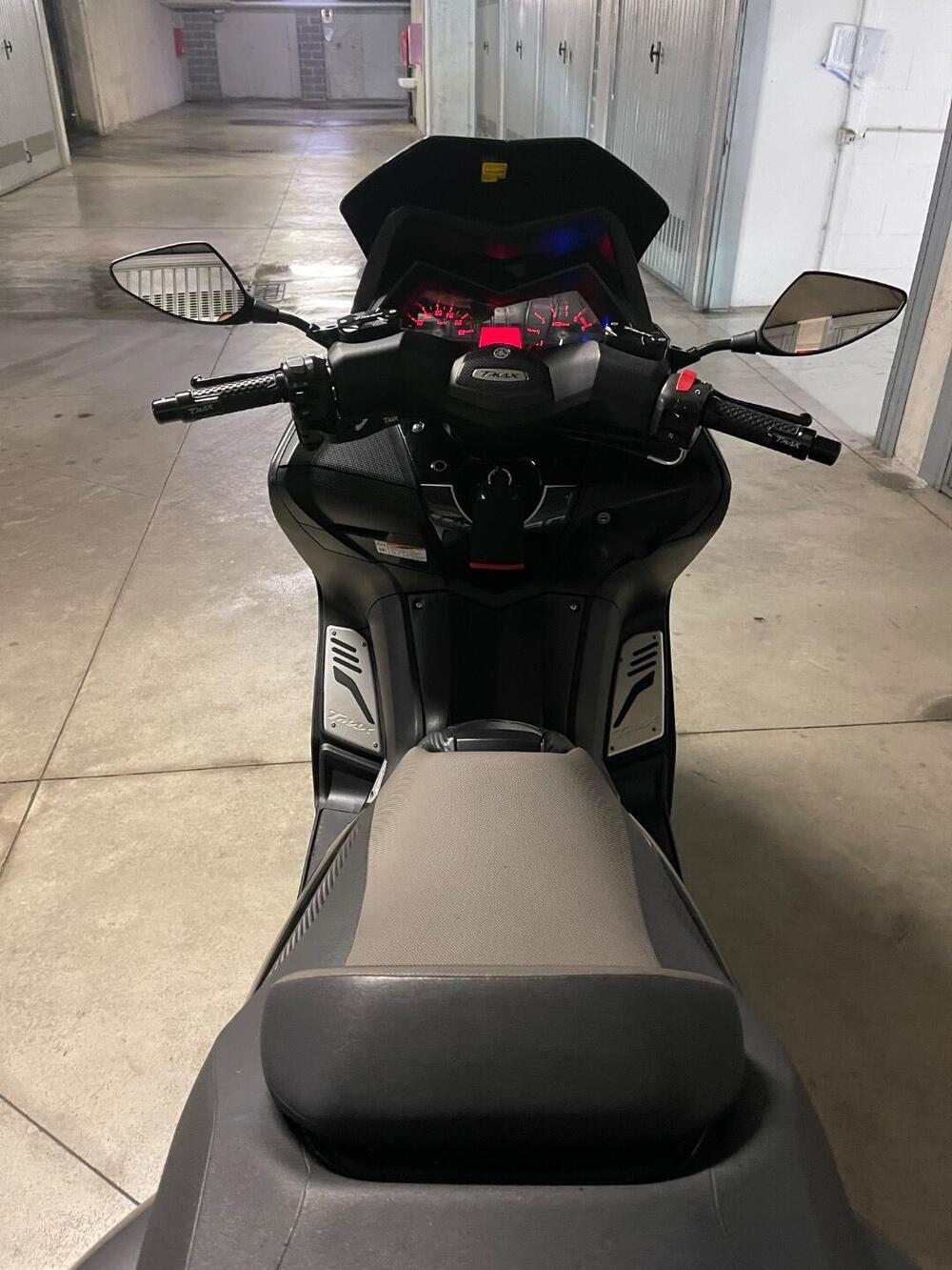 Yamaha T-Max 530 Black Max ABS (2012 - 14) (10)