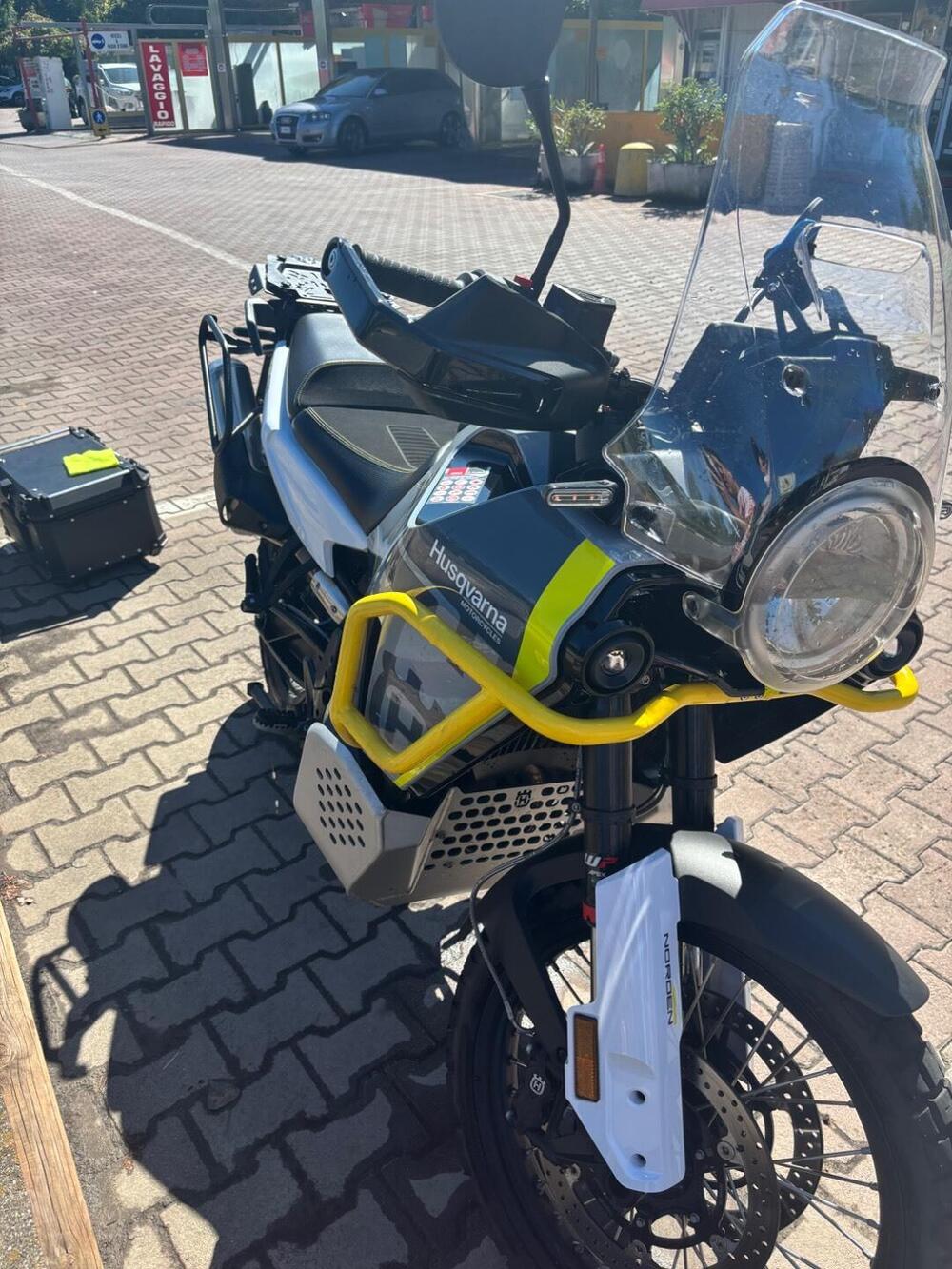 Husqvarna Norden 901 (2022 - 26) (4)