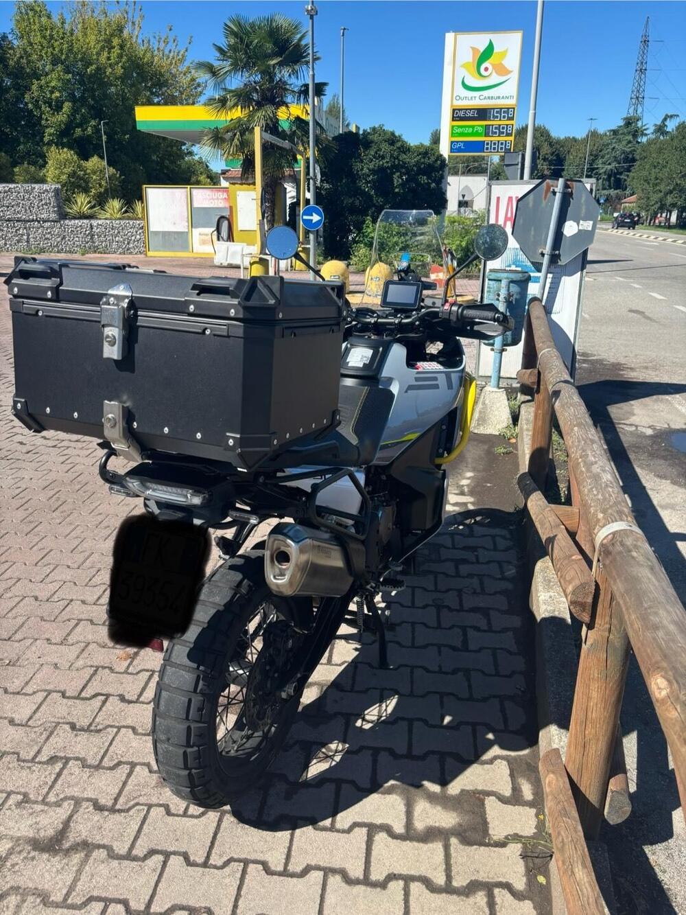 Husqvarna Norden 901 (2022 - 26) (11)