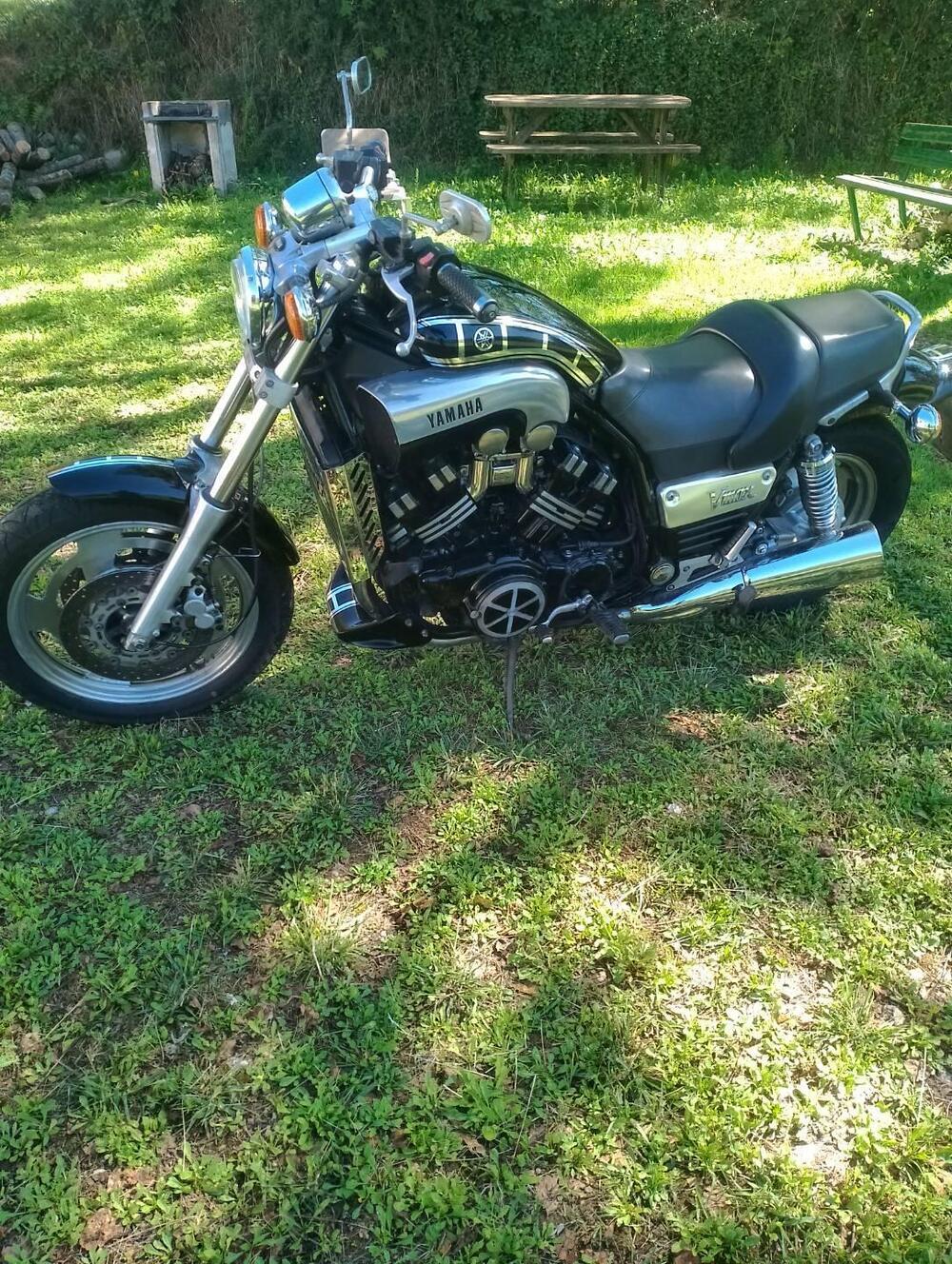 Yamaha Vmax 1200