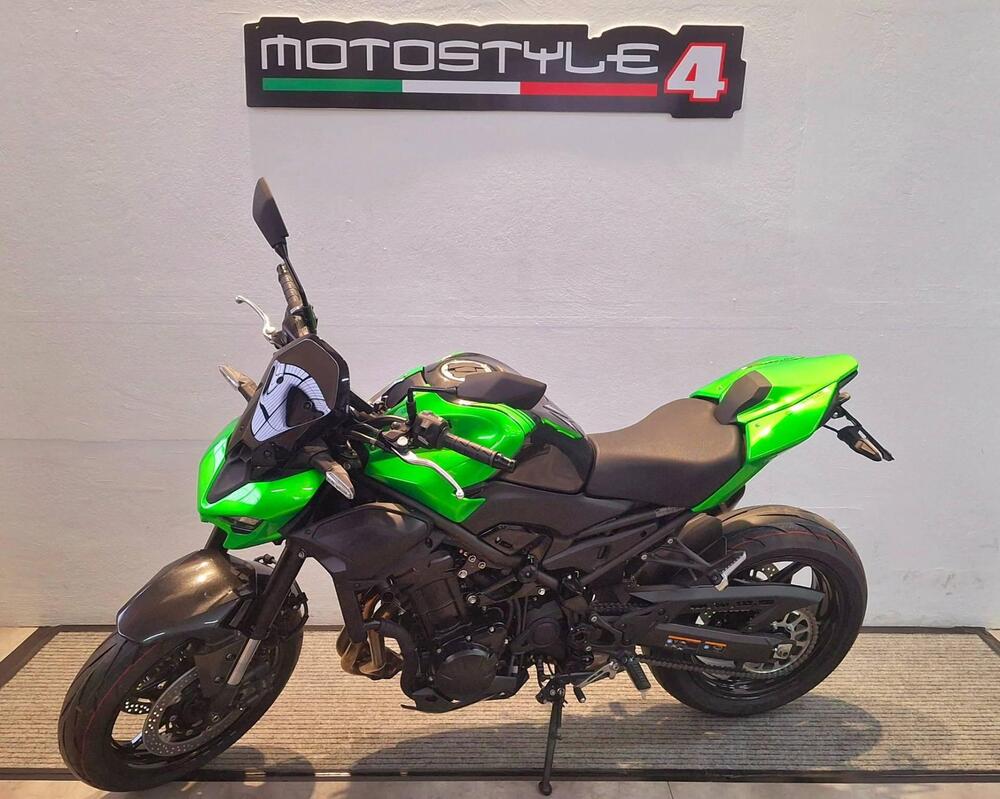 Kawasaki Z 900 Performance (2025 - 26) (2)