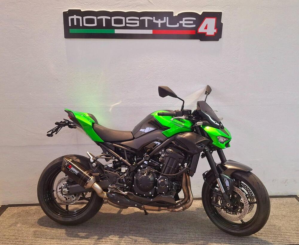Kawasaki Z 900 Performance (2025 - 26)