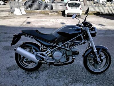 Ducati Monster 600 Dark (1998 - 01) usata